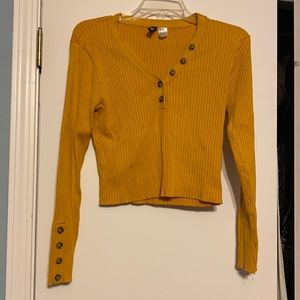 H&M Divided yellow/gold ribbed sweater